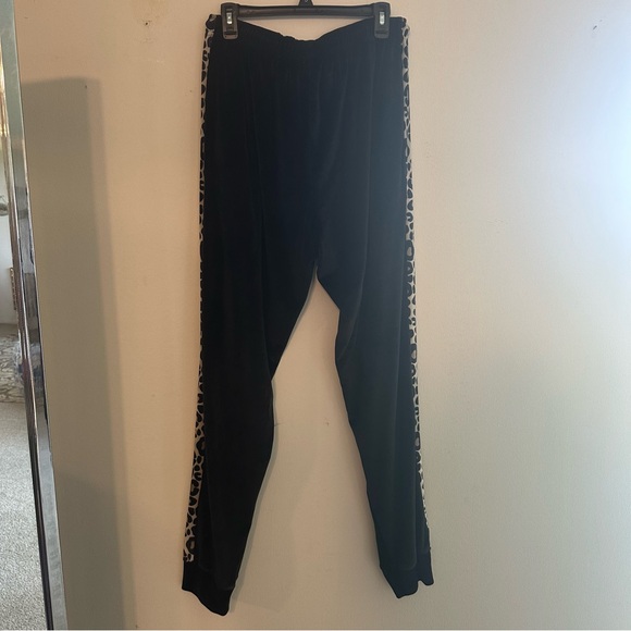 Rich Life  Set - Picture 10 of 14